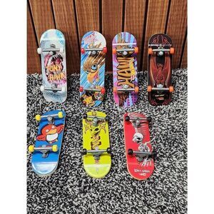 Tony Hawk Hot Wheels Finger Skateboards #A80